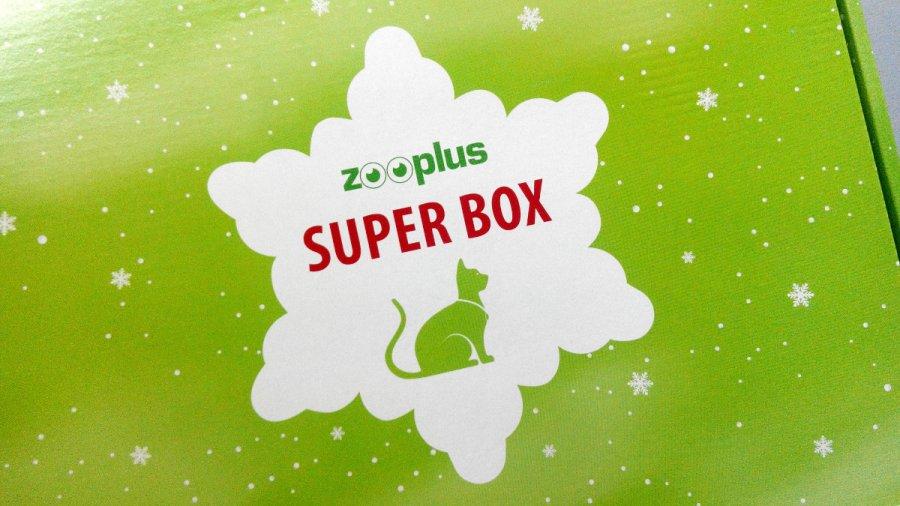 Kira rozbaluje: Zooplus SUPER BOX - Vánoce 2017
