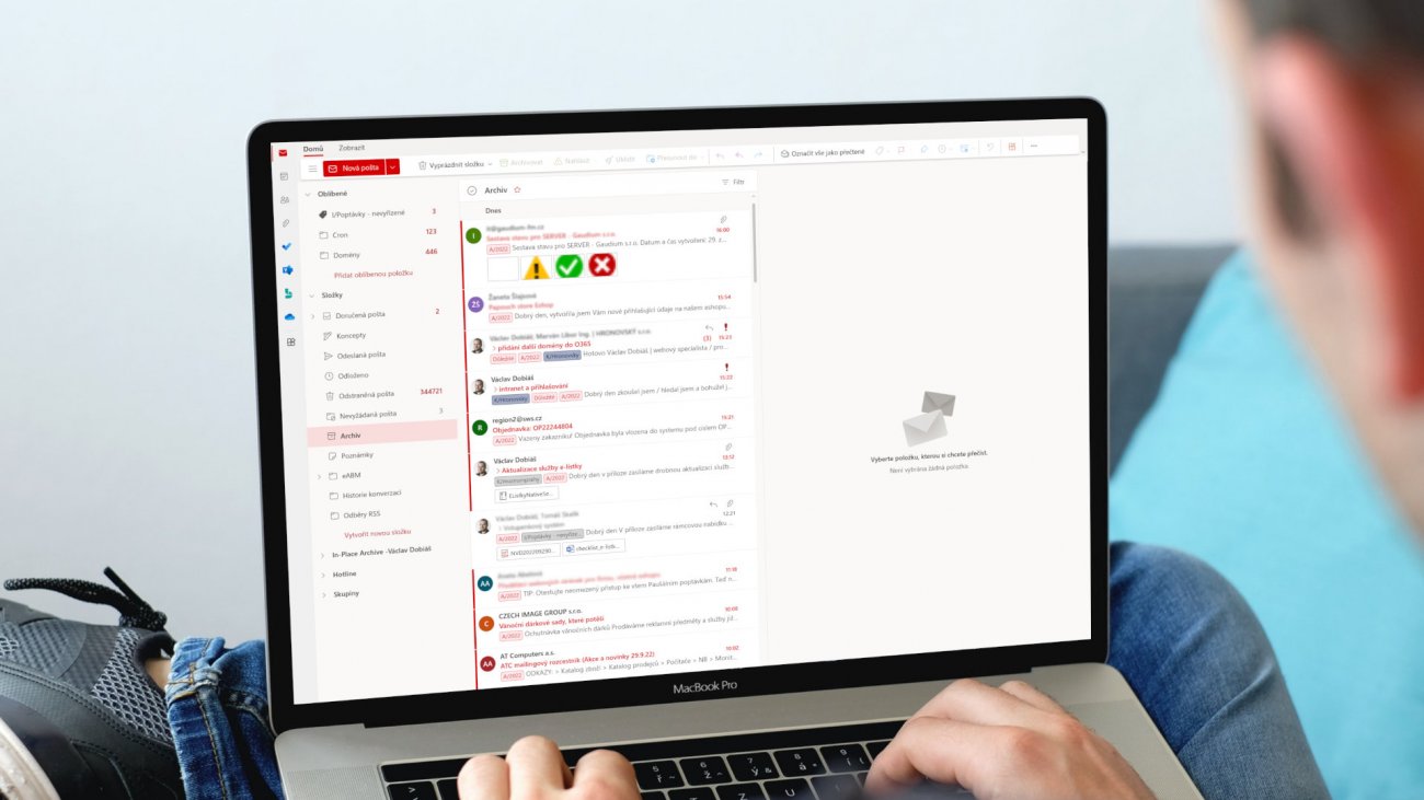 Jak z Outlooku udělat Gmail?